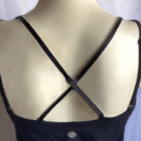 Lululemon Black Strappy Athletic Tank Top - Picture 2 of 3